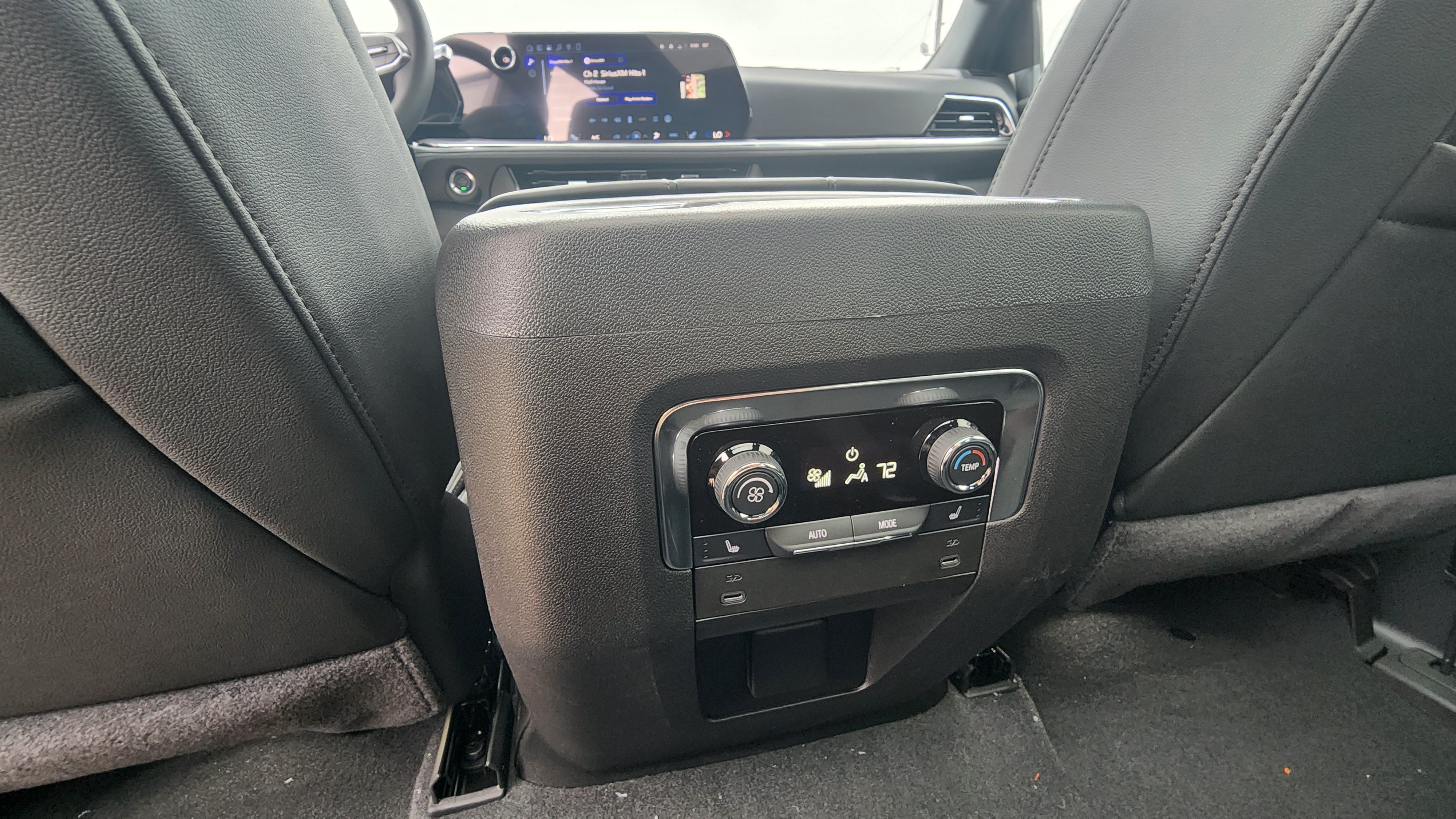 2026 Chevrolet Tahoe Z71 - Photo 19