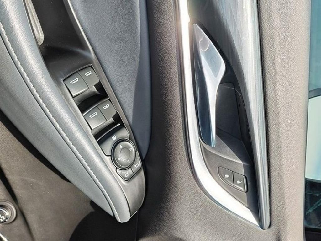 Used 2024 Black Buick Essence image 16