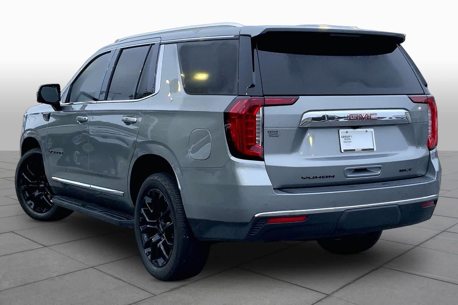 Used 2023 Sterling Metallic GMC SLT image 12