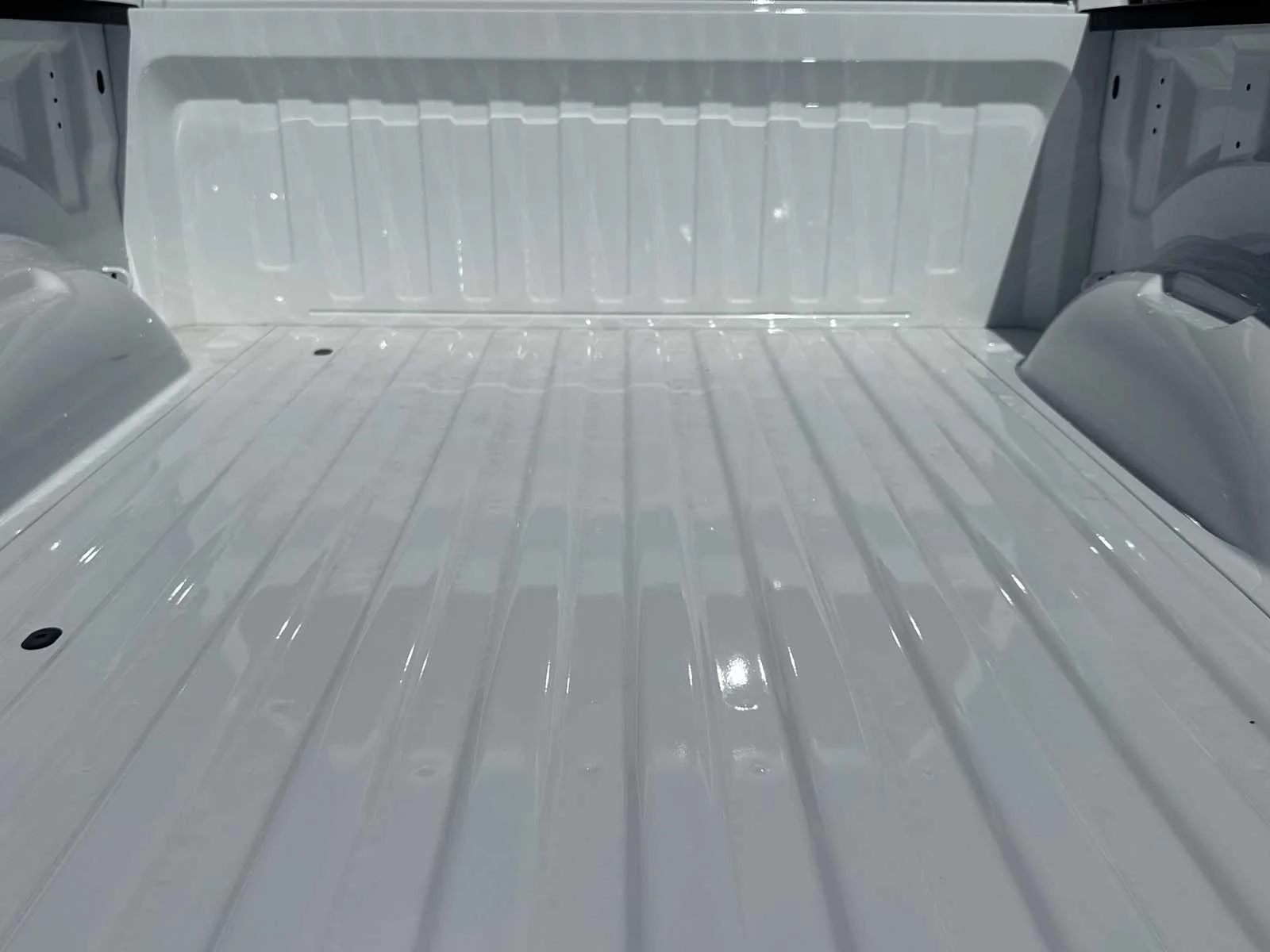New 2026 Bright White Clear-Coat Exterior Paint RAM Tradesman image 22