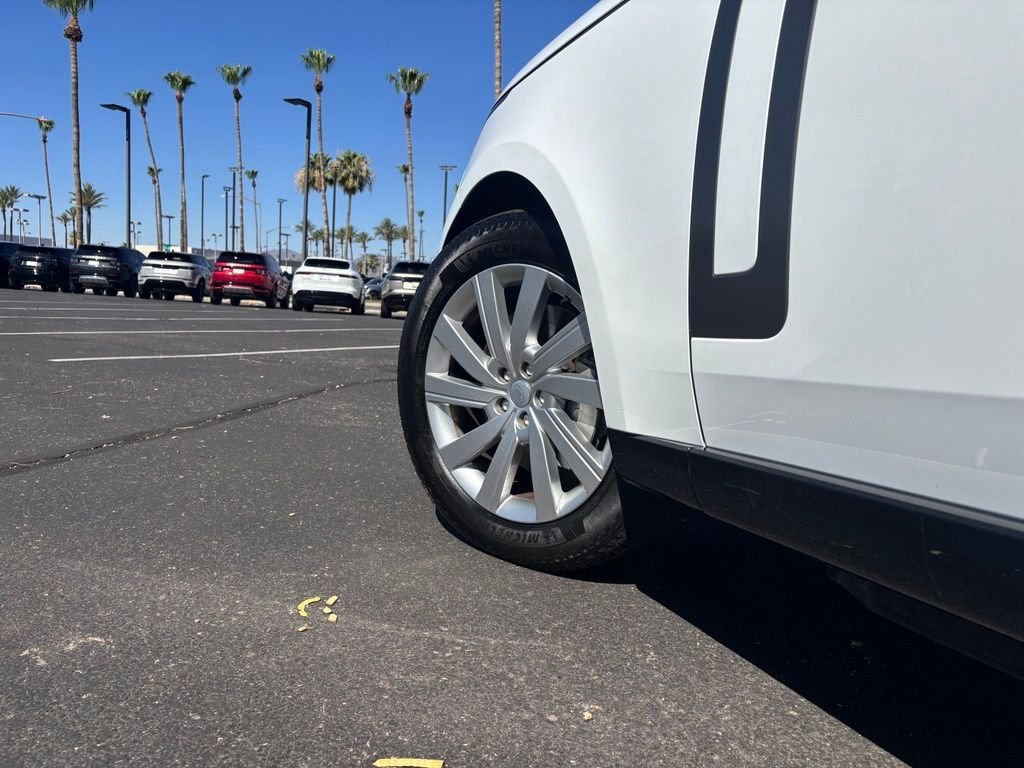Certified Used 2023 White Land Rover SE image 4