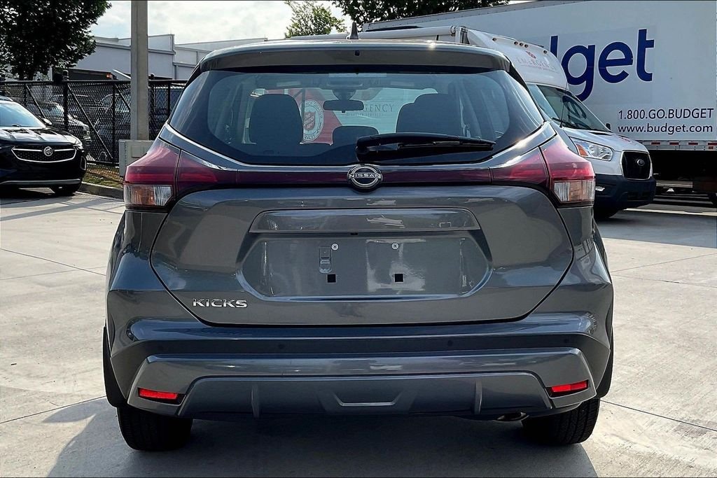 Certified Used 2024 Gun Metallic Nissan S image 5