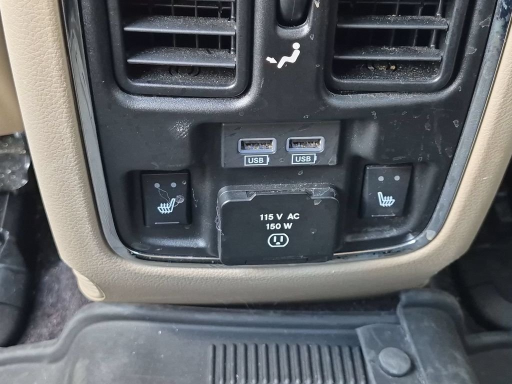 Used 2018 White Jeep Limited image 26