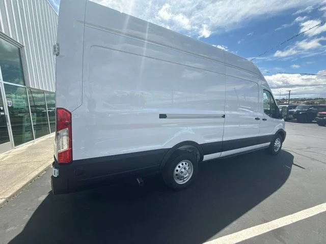 New 2026 White Ford Base image 3