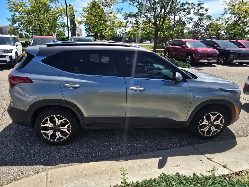 Used 2023 Steel Gray Kia EX image 17