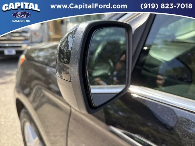 Used 2023 Black Ford SEL image 15