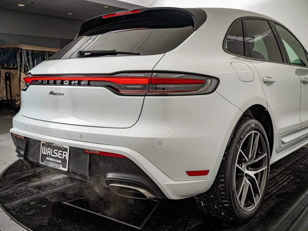 Used 2025 Carrara White Metallic Porsche  image 21