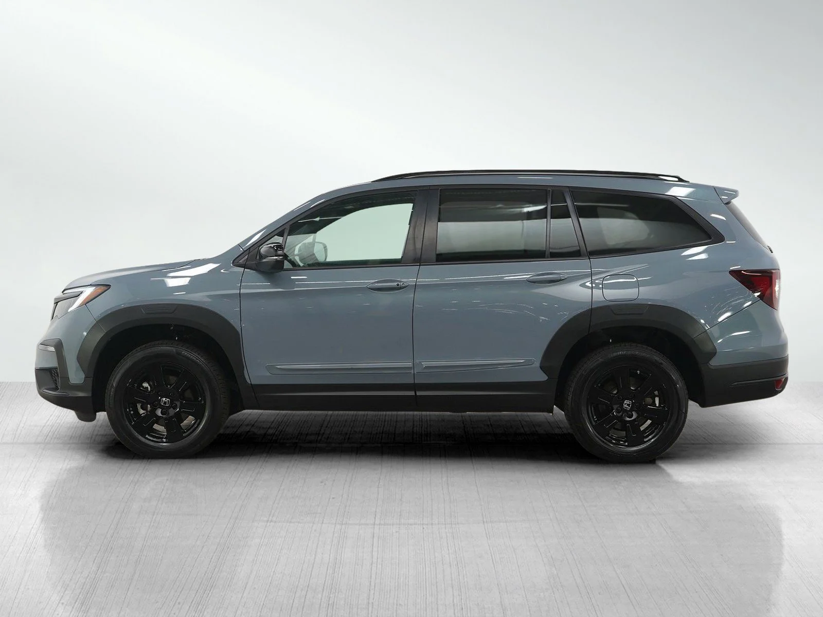 Used 2022 Honda Pilot TrailSport with VIN 5FNYF6H83NB039995 for sale in Burnsville, Minnesota