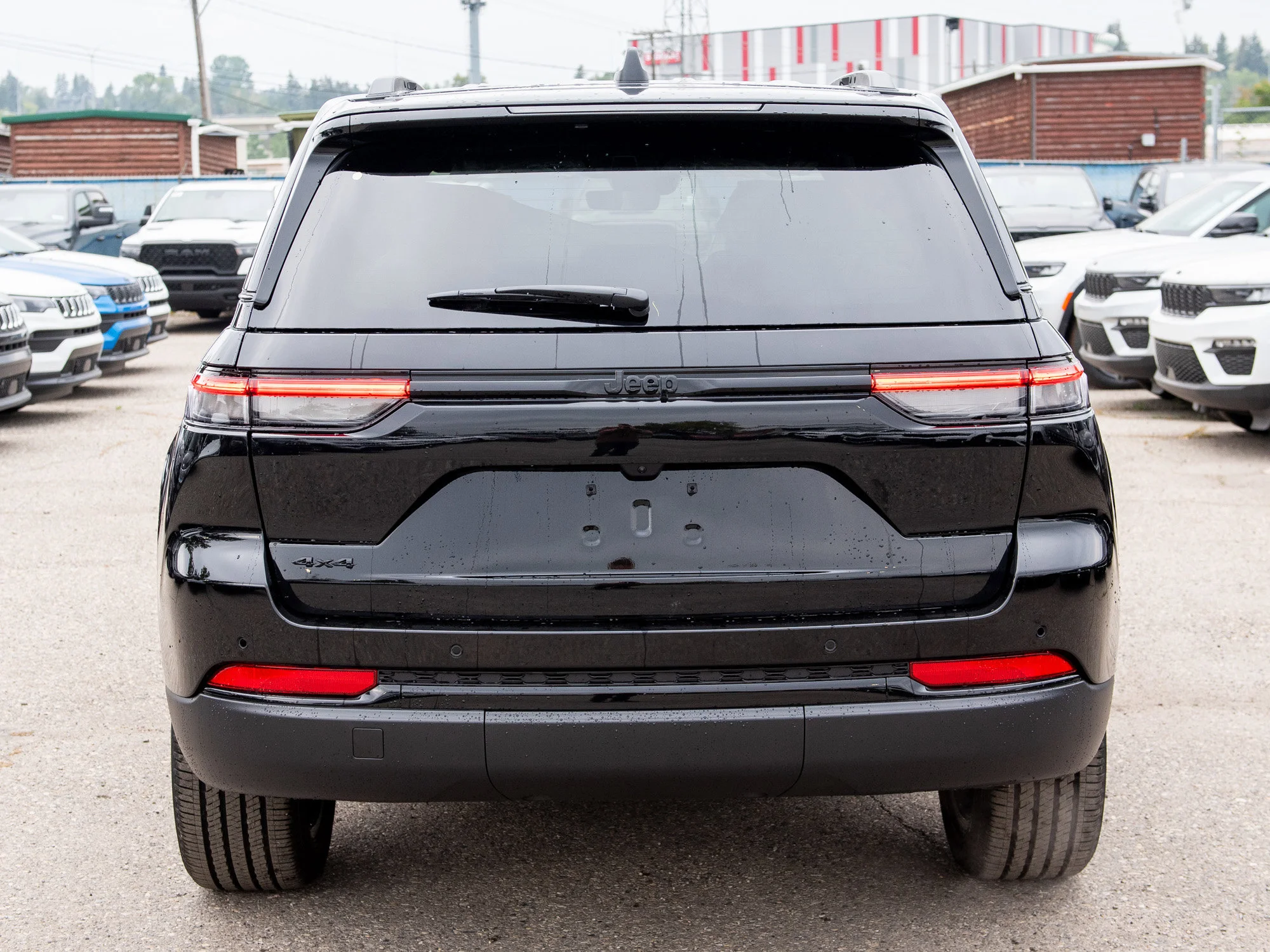 New 2025 Black Jeep Altitude* 4x4, Sunroof, Trailer Tow Group, Heated Leather image 4