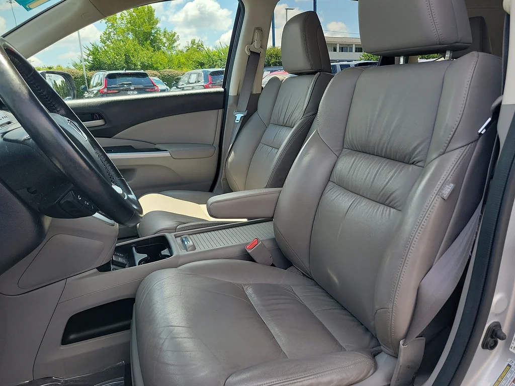 Used 2014 Alabaster Silver Metallic Honda EX-L image 14