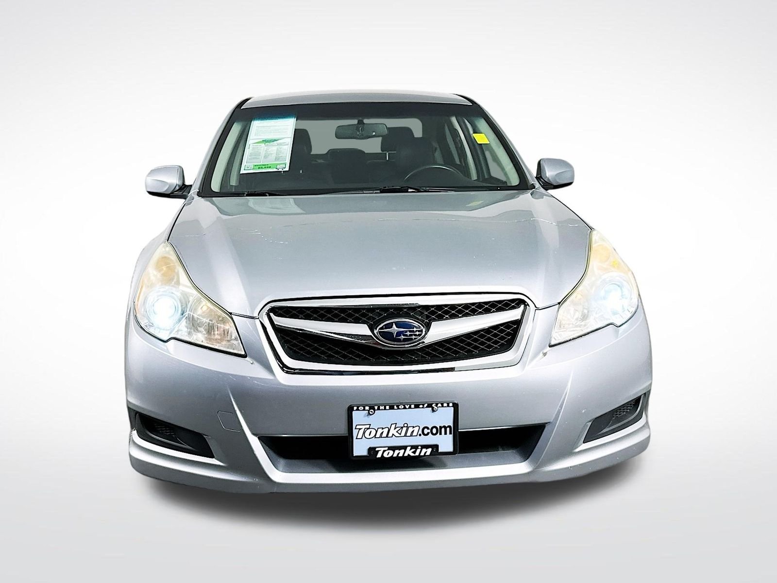 Used 2012 Ice Silver Metallic Subaru 2.5i image 2