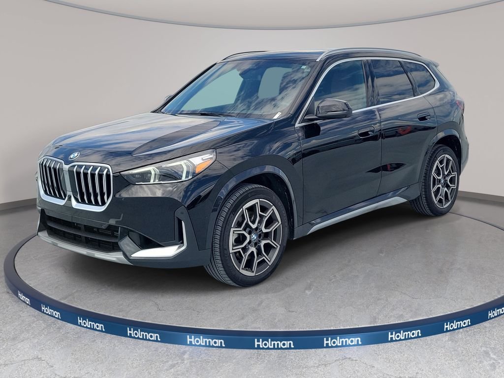 Used 2026 Jet Black BMW xDrive28i image 1