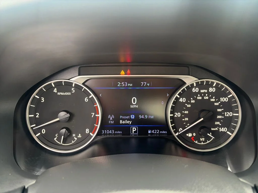 Used 2022 Gray Nissan 2.5 SV image 16