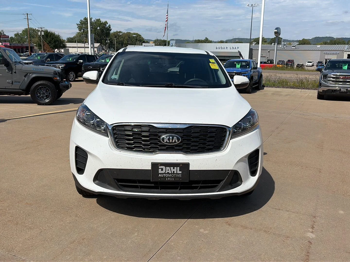 Used 2019 White Kia LX image 17