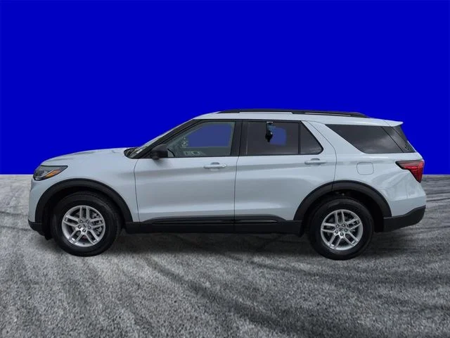 New 2026 Space White Metallic Ford Active image 7