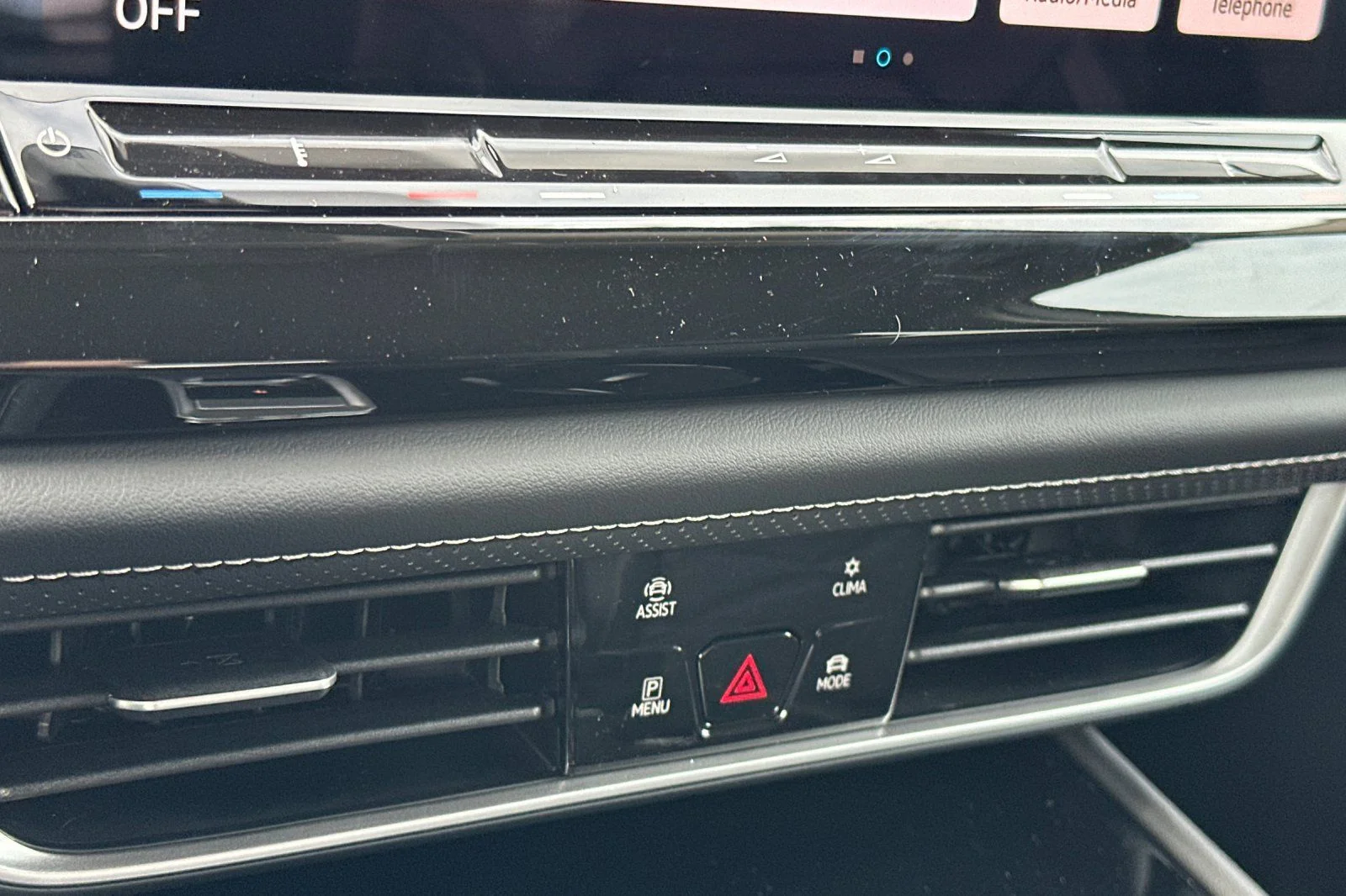 2026 Volkswagen Atlas SE w/Tech - Photo 20