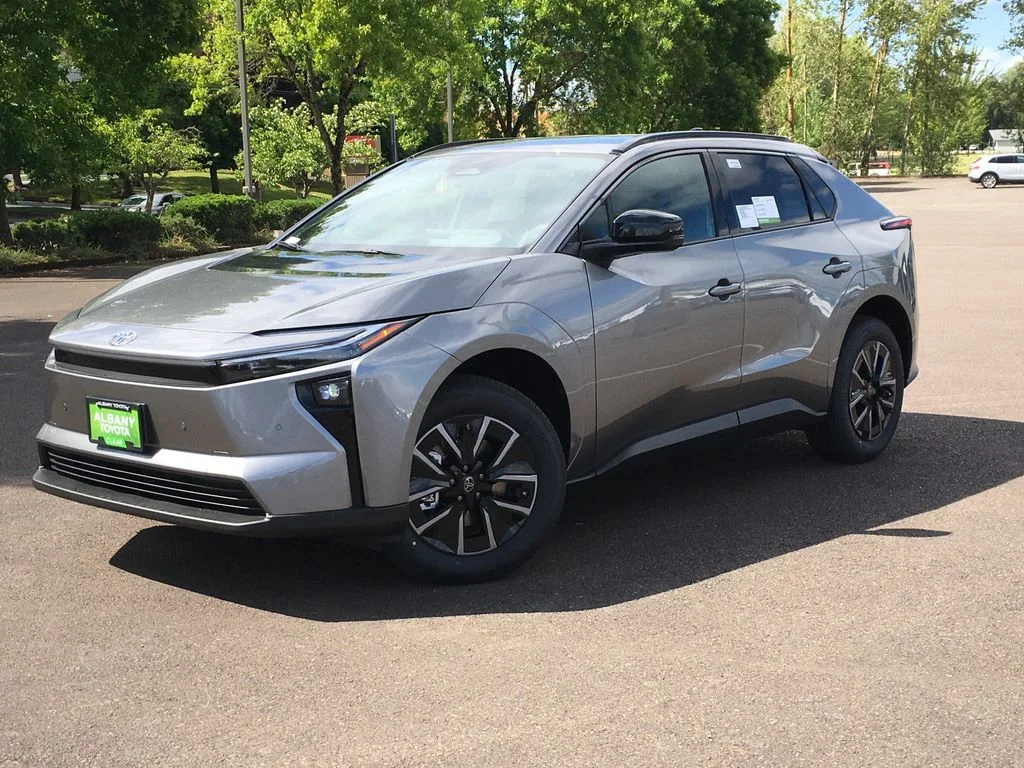 New 2026  Toyota XLE Plus image 1