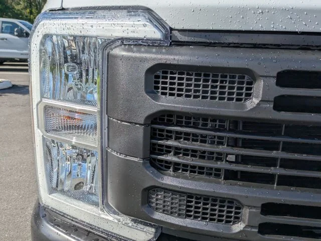 New 2026 Oxford White Ford F-250® XL image 10