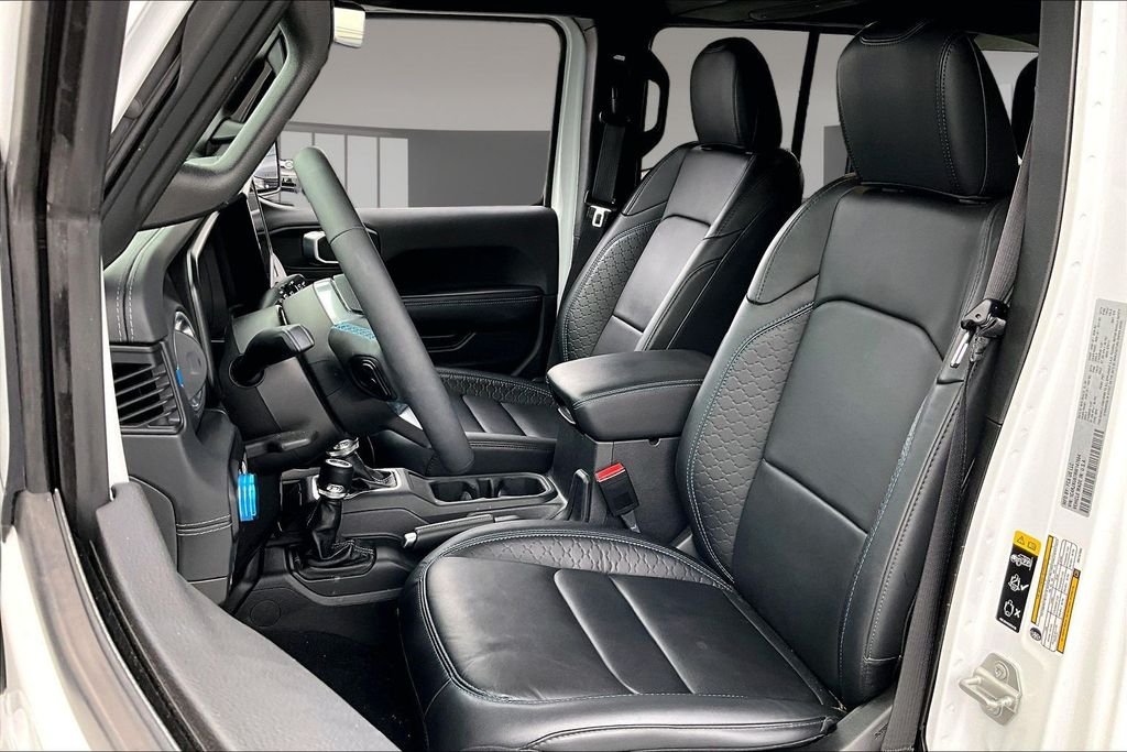Used 2024 White Jeep High Altitude 4xe image 19