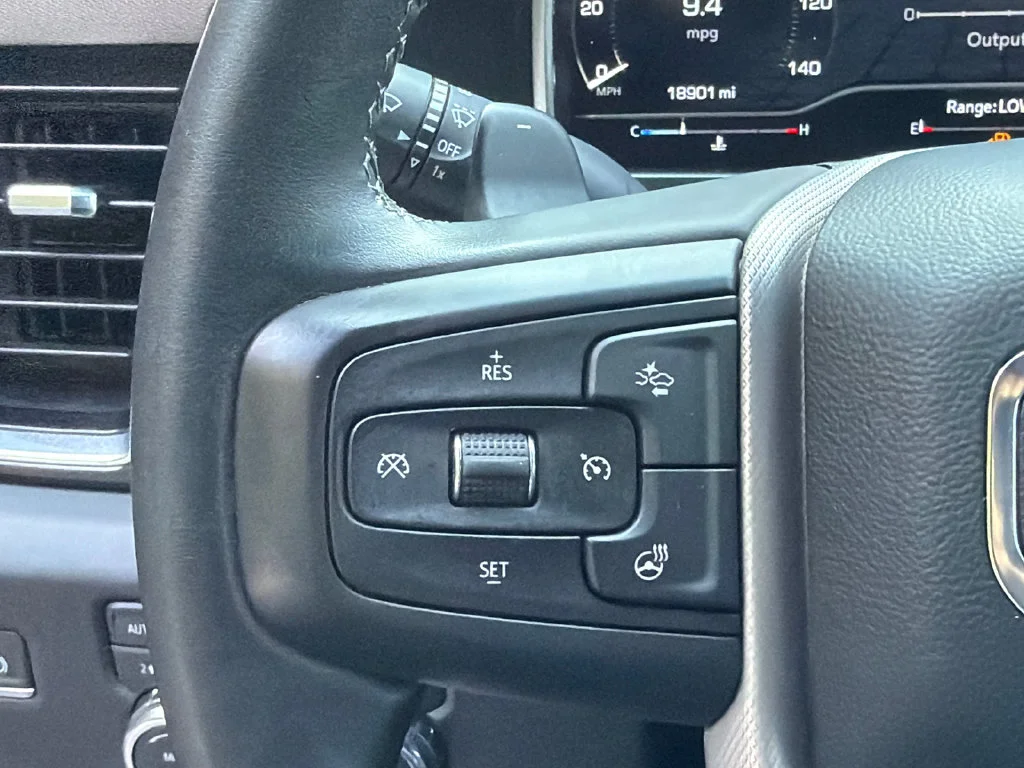 Used 2023 Silver GMC Denali image 24