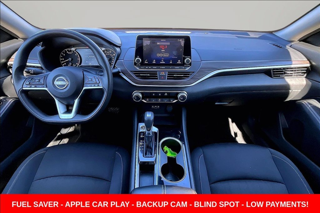 Used 2024 Black Nissan 2.5 SV image 7