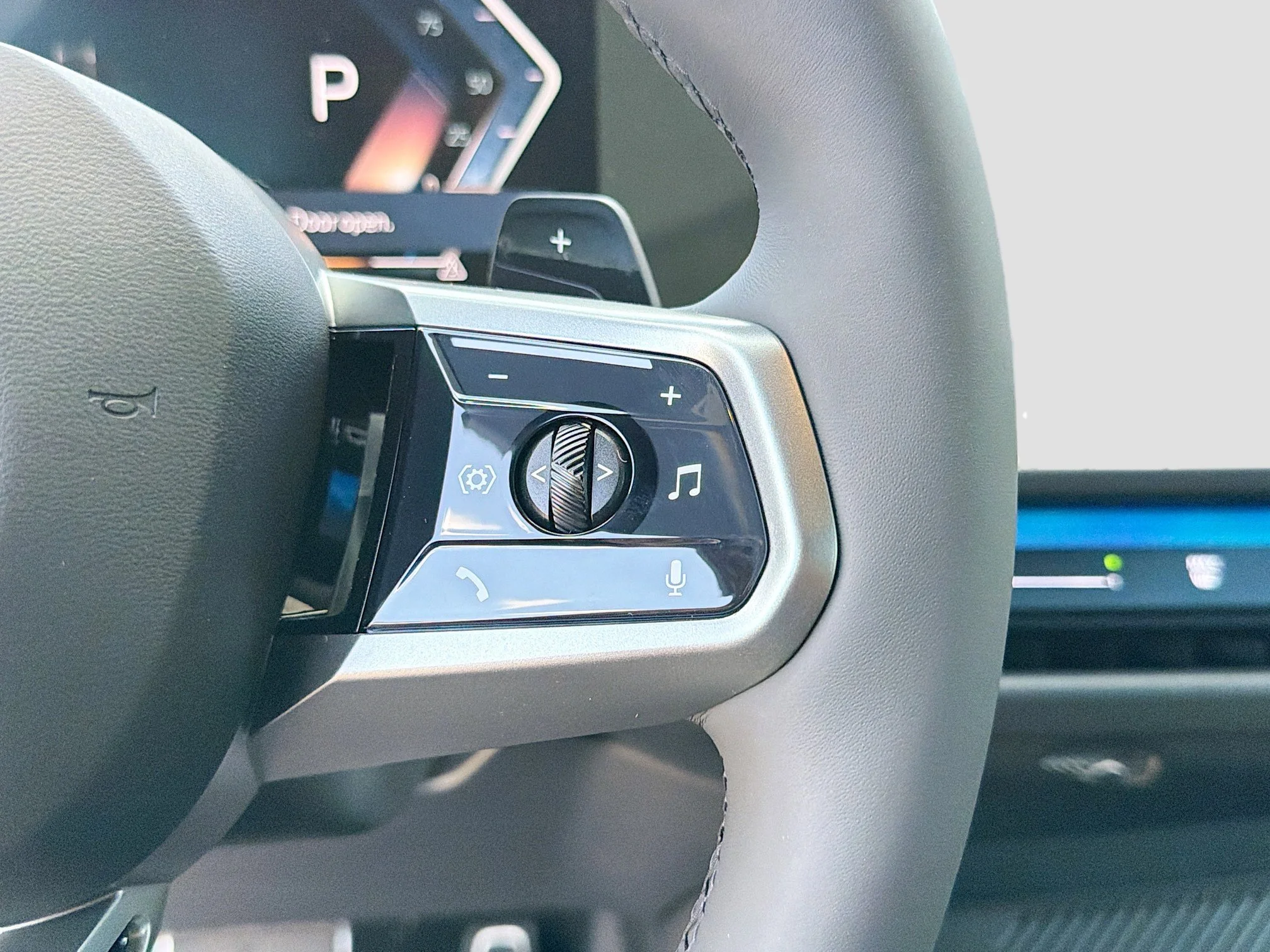 New 2026 Black Sapphire Metallic BMW 30 xDrive image 37