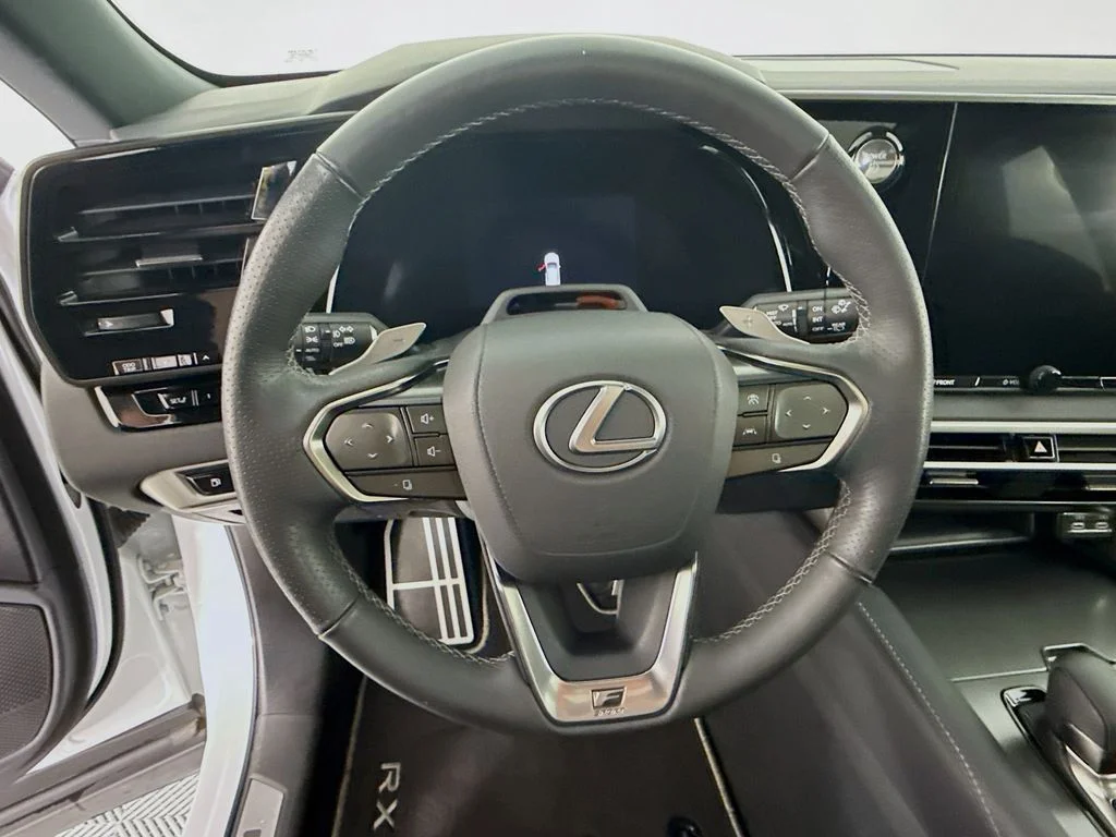 Used 2023 Ultra White Lexus 500h F SPORT Performance image 12