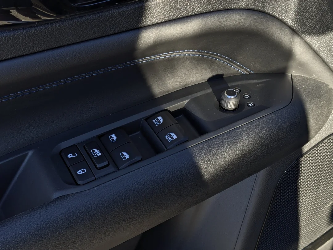 New 2026 Black Jeep North - - 4x4 - Altitude Special Edition - 18Black Wheels & More! image 13