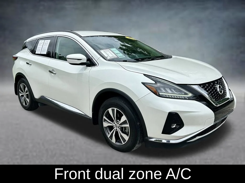 Used 2022 Pearl White Tri-Coat Nissan SV image 3
