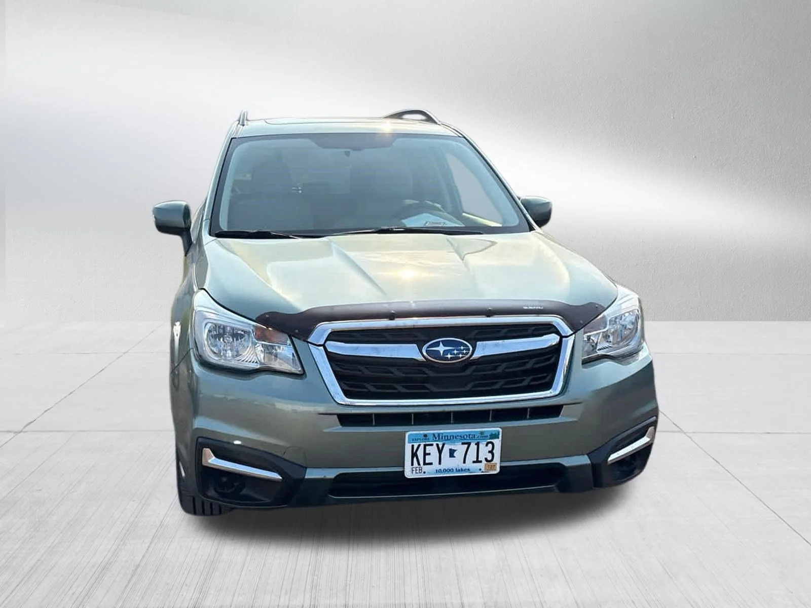 Used 2017 Jasmine Green Metallic Subaru Premium image 4