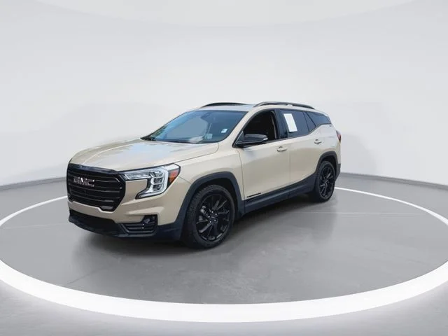 Used 2023 Beige GMC SLT image 5