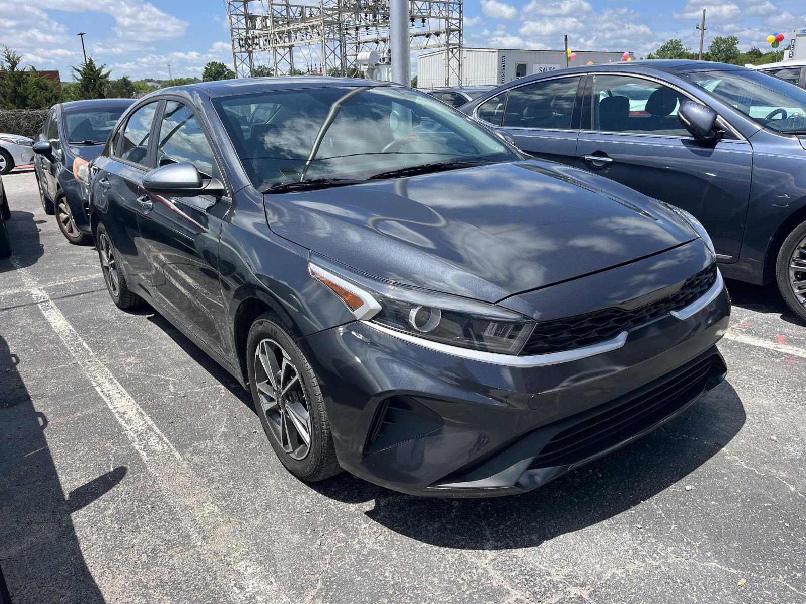 Used 2023 Gravity Gray Kia LXS image 1