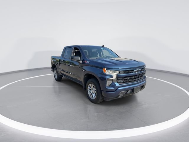 Used 2022 Blue Chevrolet RST image 2