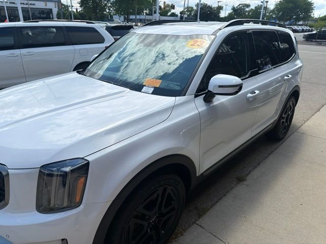 Used 2023 White Kia SX-Prestige X-Line image 4