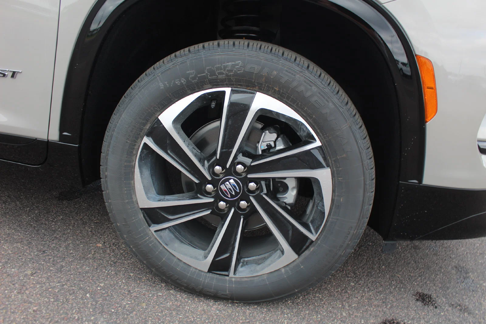 2027 Buick Enclave Sport Touring - Photo 8