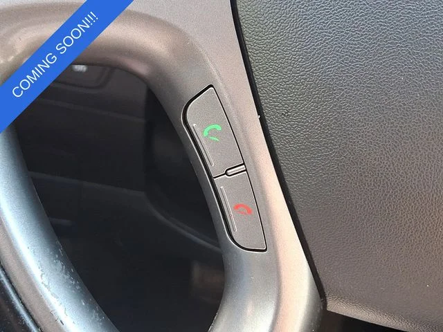 Used 2015 Silver Hyundai SE image 27