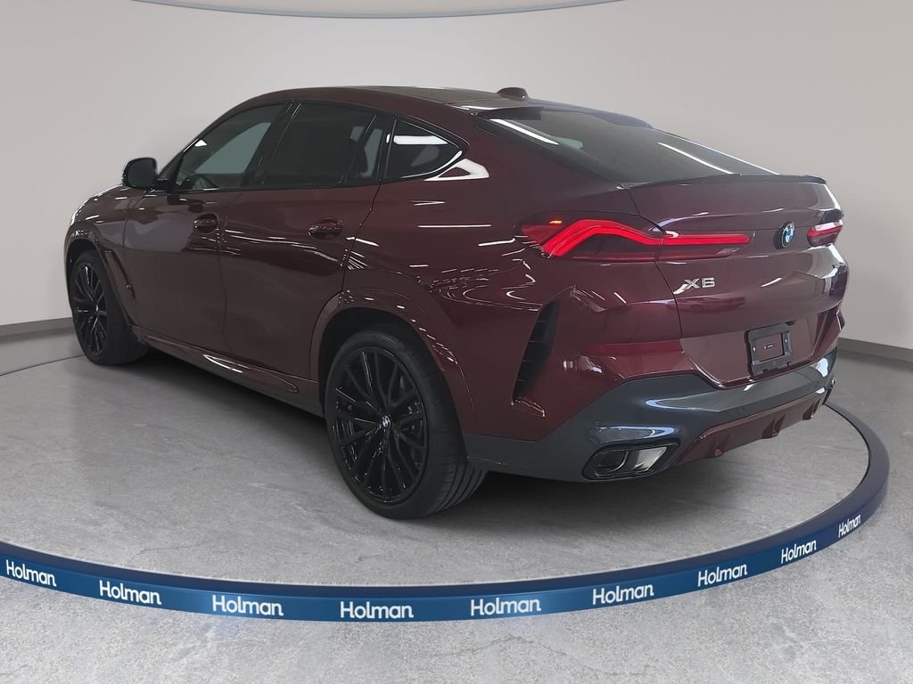 New 2026 Aventurin Red Metallic BMW xDrive40i image 6