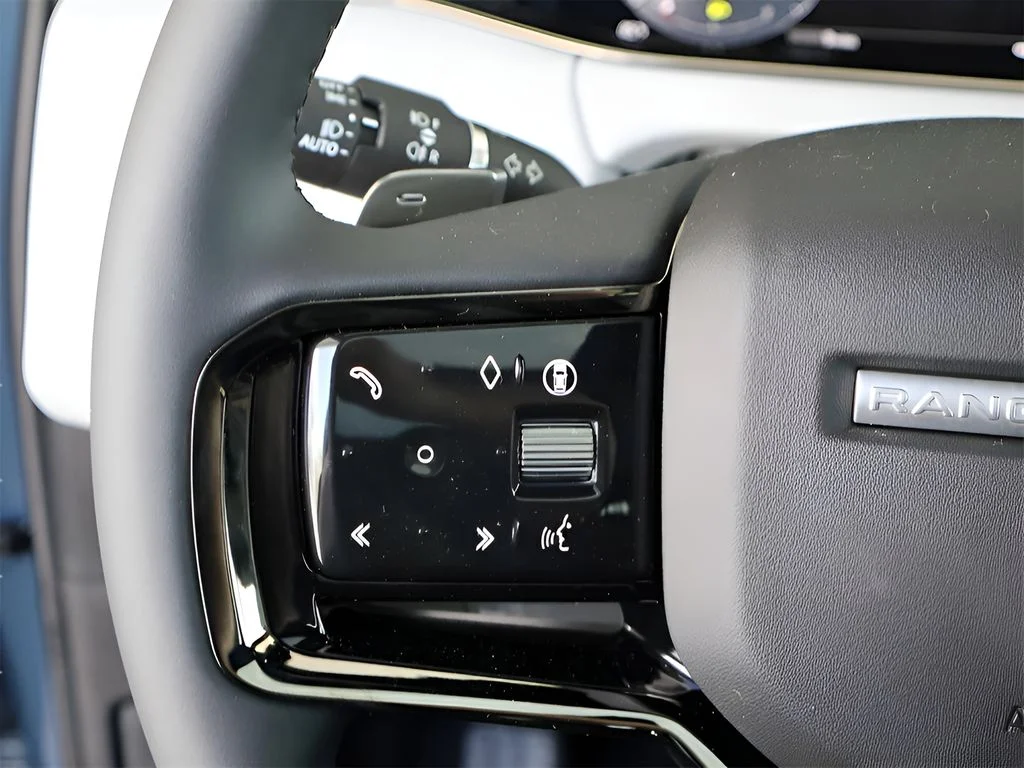 2026 Land Rover Range Rover Evoque Dynamic SE - Photo 56