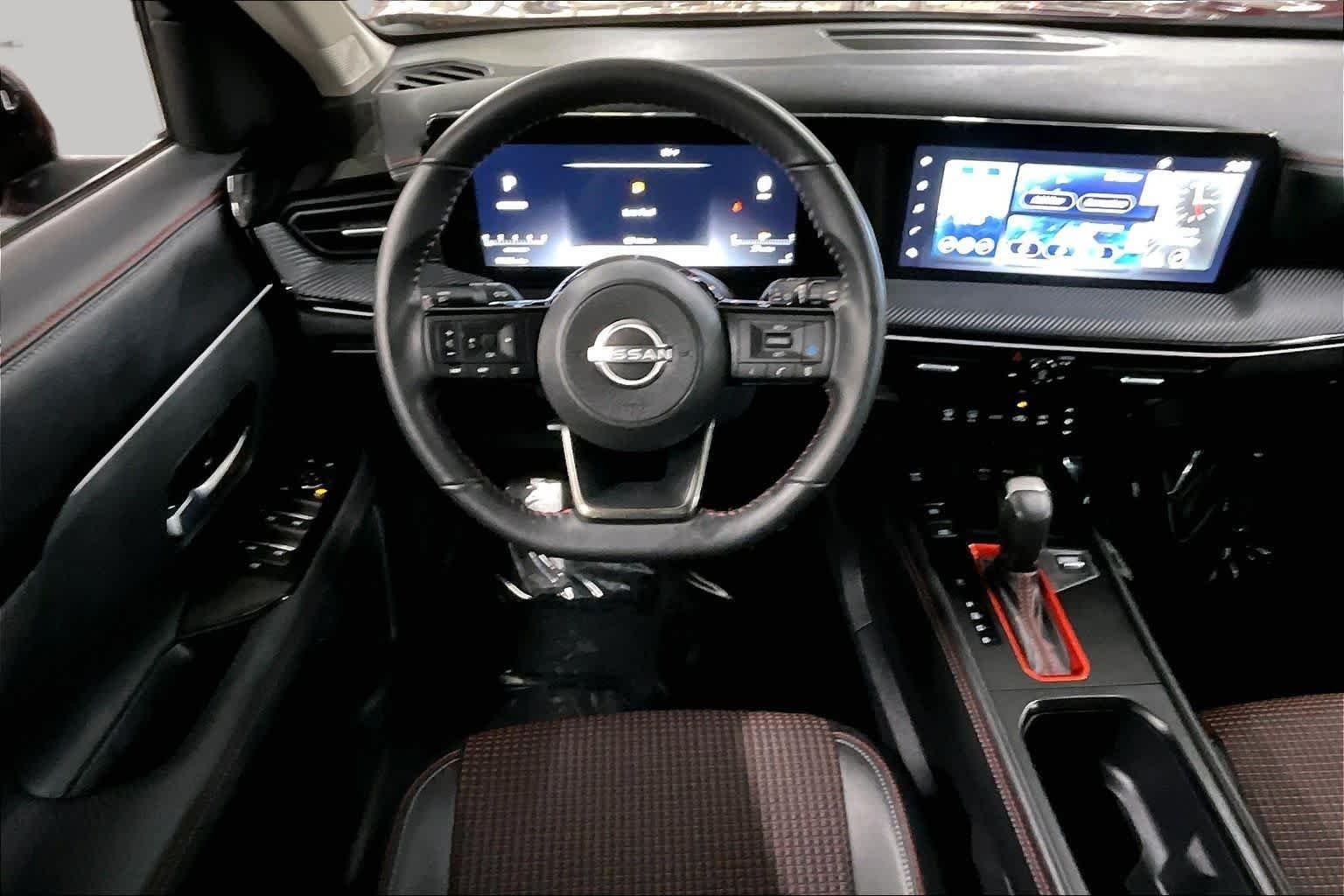 Pre-Owned 2025 Nissan Kicks SR