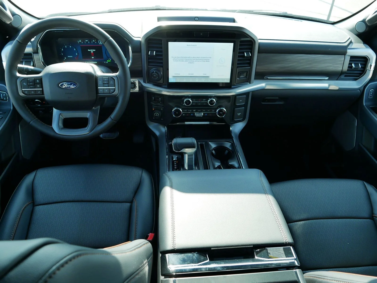 2025 Ford F-150 Lariat - Photo 18