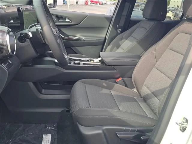 New 2026 Summit White Chevrolet LT image 16