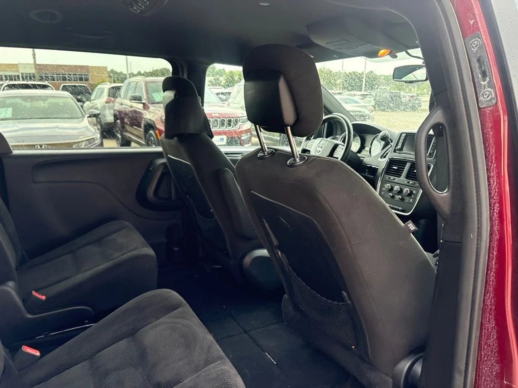 Used 2017 Red Dodge SE Plus image 25