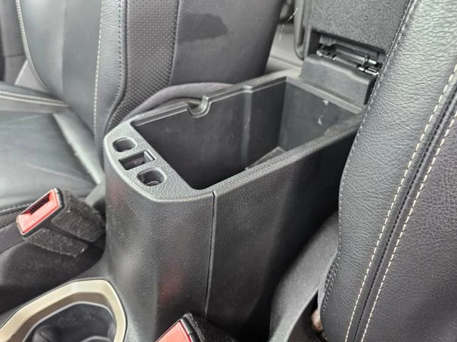 Used 2016 Blue Jeep Limited image 26