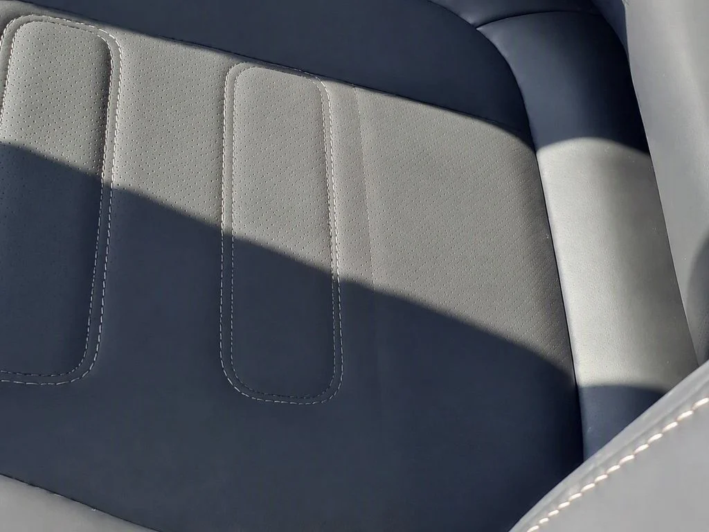 Used 2022 Blue Ford GT image 17