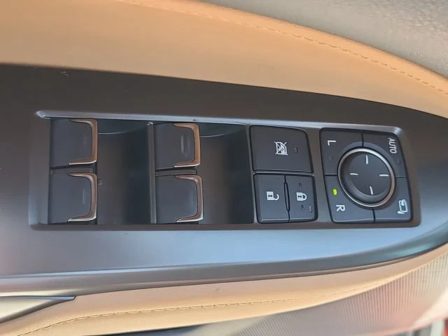 Used 2026 Orange Lexus NX 350 image 19