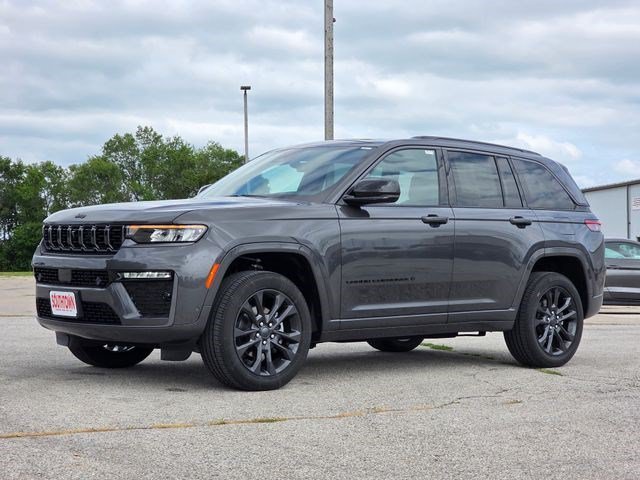 New 2026 Baltic Gray Metallic Clearcoat Jeep Limited Reserve image 3
