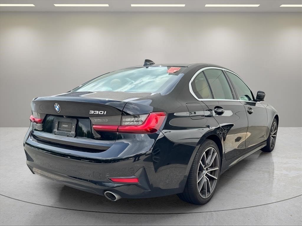 Used 2021 Jet Black BMW 330i image 24