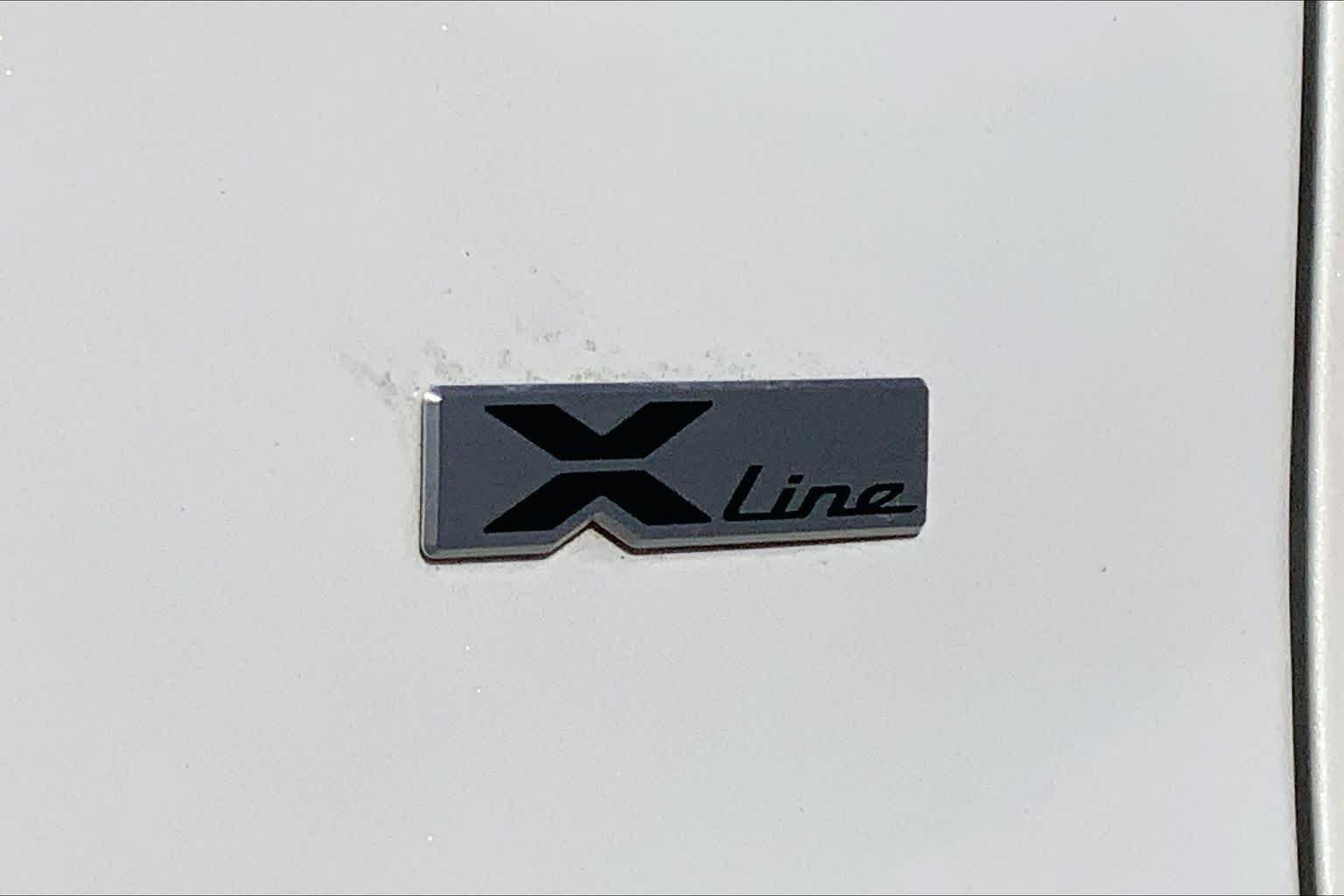 Used 2024 Snow White Pearl Kia X-Line image 10