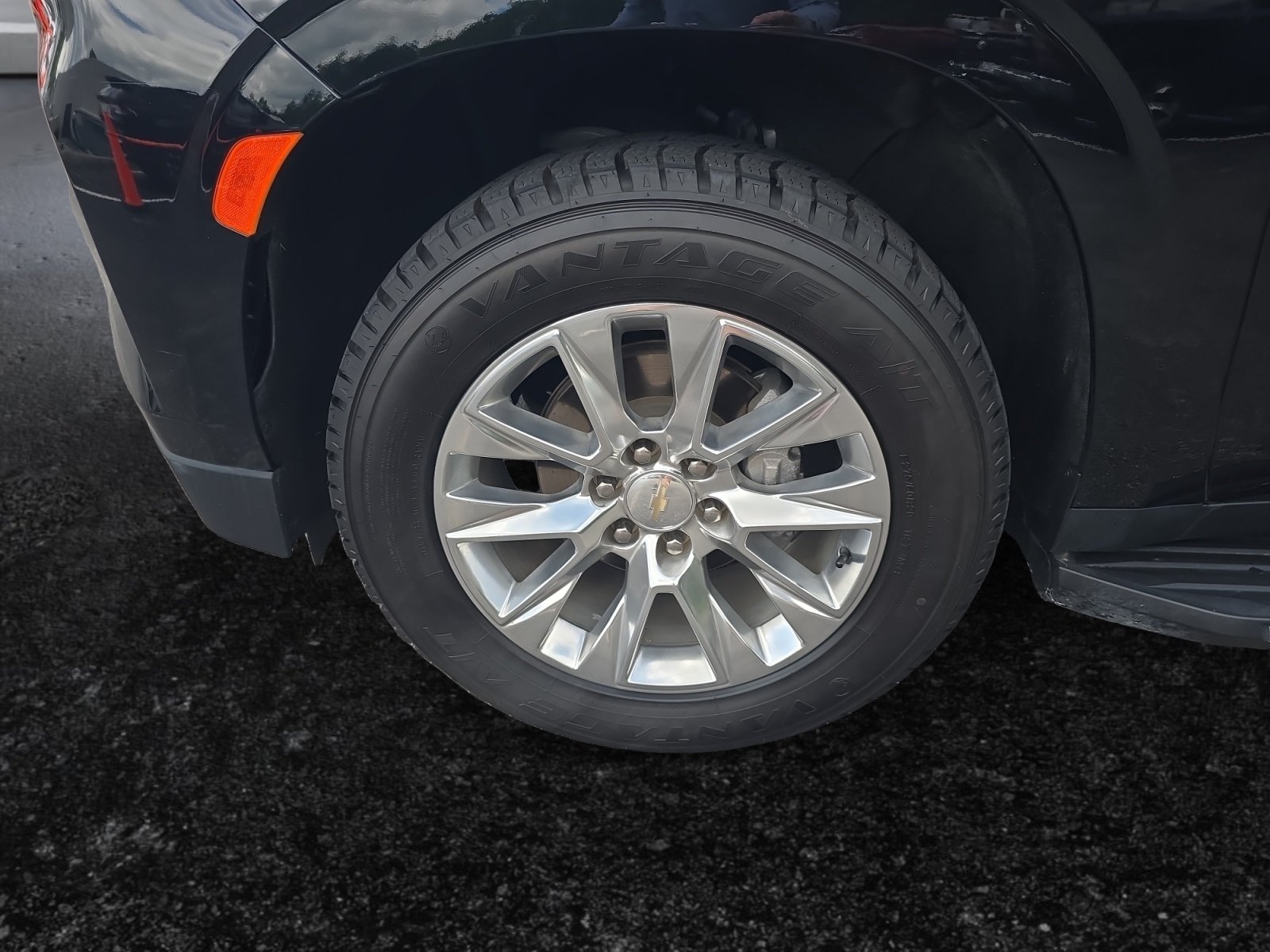 Used 2021 Black Chevrolet Premier image 9