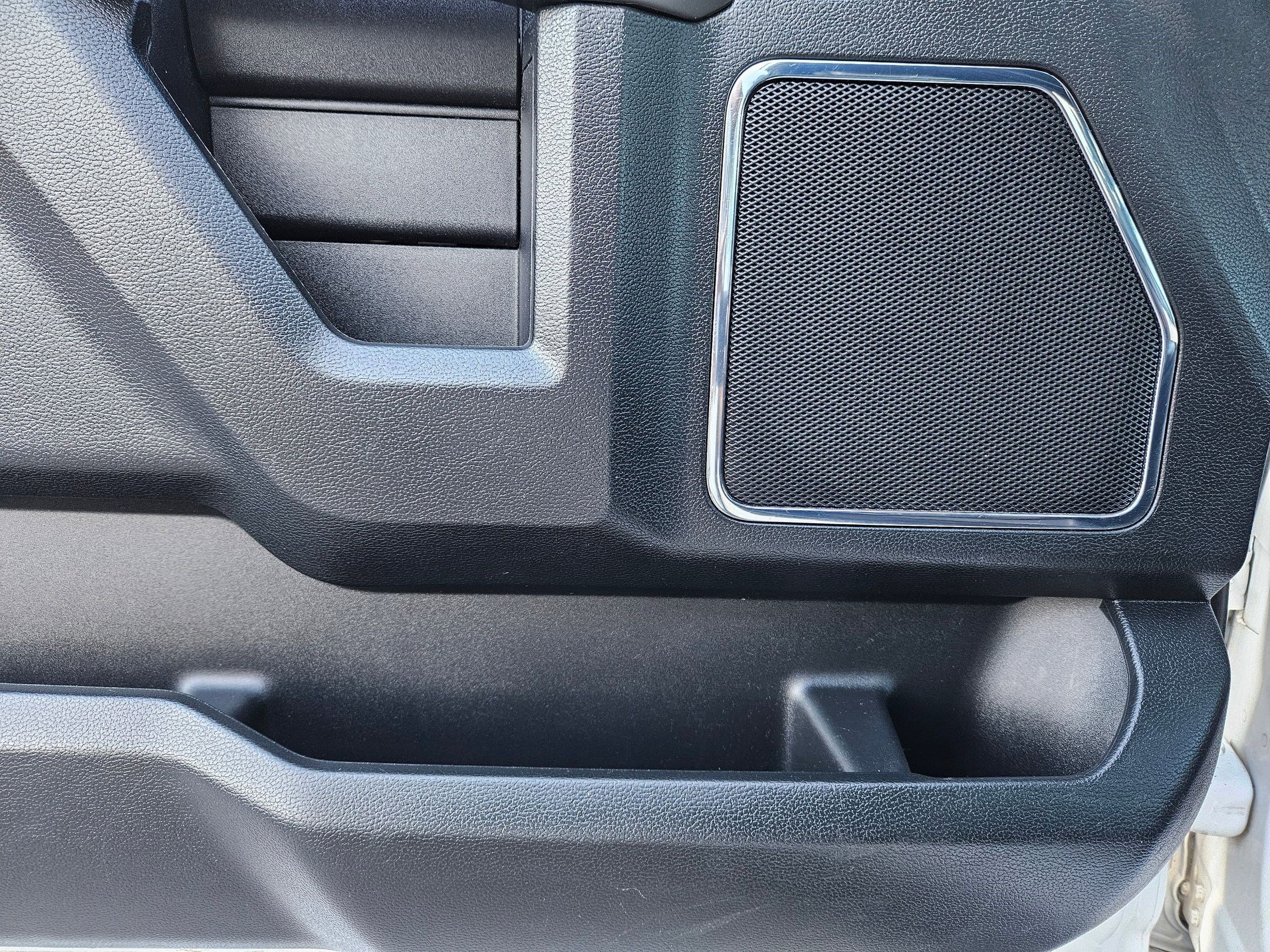 Certified Used 2018 Oxford White Ford LARIAT image 13